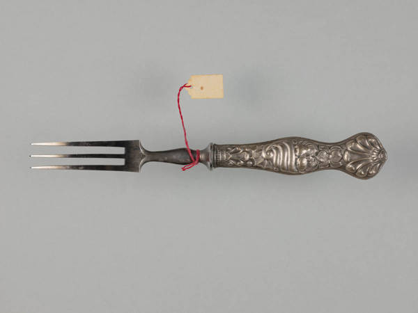 Een zilveren objectenvork