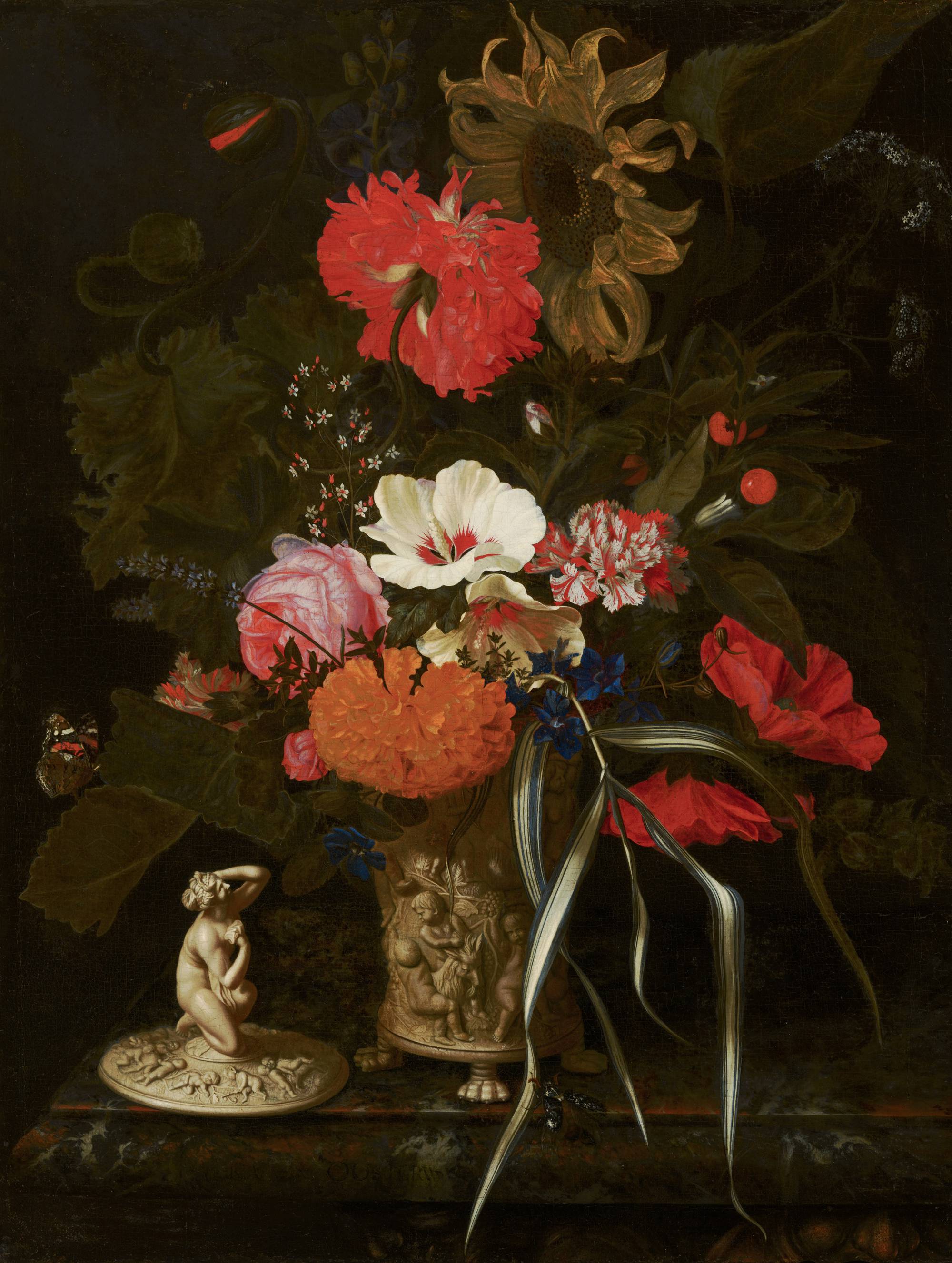 Maria van Oosterwijck Bloemen in een versierde vaas