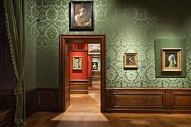 De Vermeerzaal van het Mauritshuis met rechts het wereldberoemde schilderij 'Meisje met de parel'.